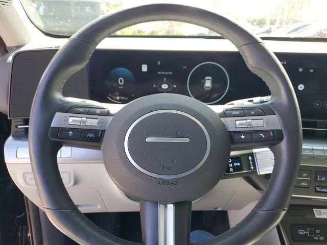 Used 2025 Hyundai Kona Limited image 18