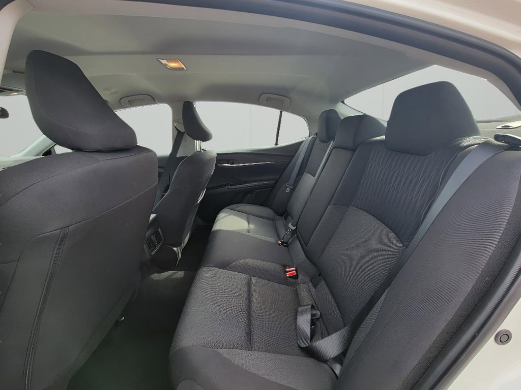 Used 2025 Toyota Camry LE image 24