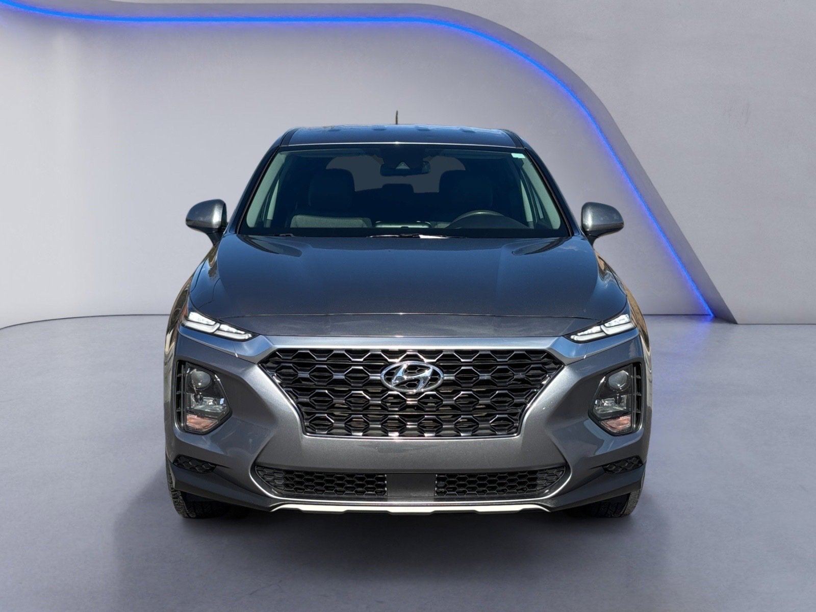 Used 2019 Hyundai Santa Fe SE image 3