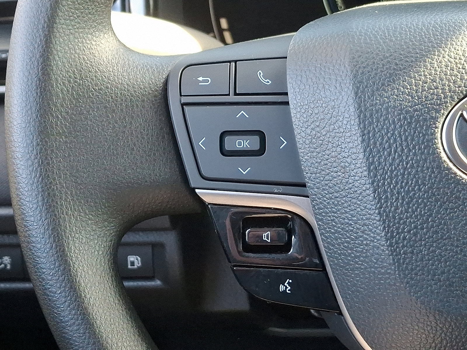 Certified 2025 Toyota Camry LE image 20