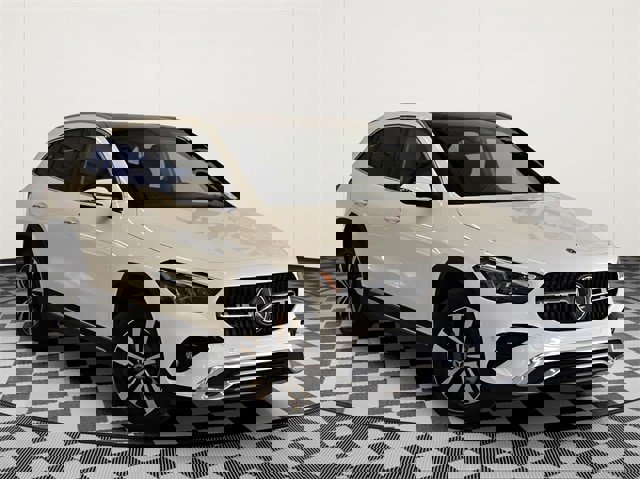 New 2025 Mercedes-Benz GLA 250 4MATIC