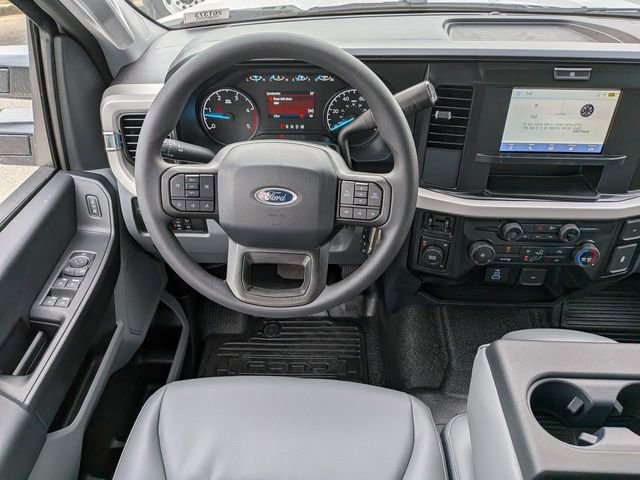 New 2026 Ford F550 4x4 Supercab Super Duty image 14