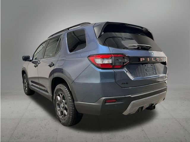 New 2026 Honda Pilot TrailSport image 3