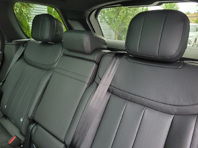 New 2026 Land Rover Range Rover SE AWD/4WD image 11