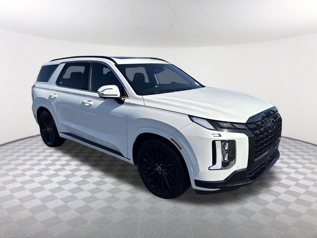 Used 2024 Hyundai Palisade Calligraphy image 3
