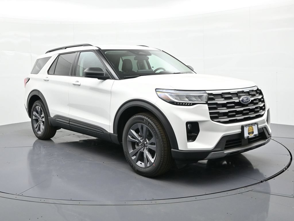 New 2026 Ford Explorer Active w/ Active Comfort Package AWD/4WD image 4