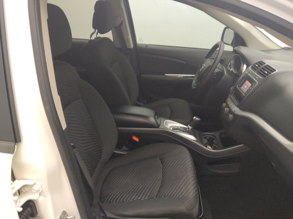 Used 2018 Dodge Journey SE FWD image 21