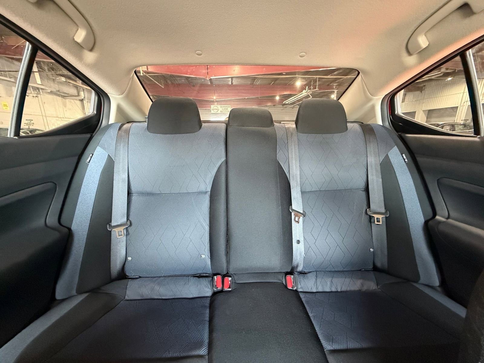 Used 2025 Nissan Versa SV FWD image 33
