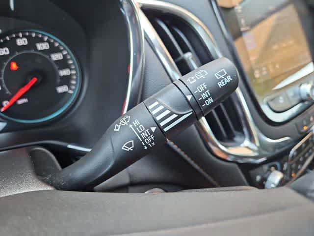Certified 2023 Chevrolet Equinox Premier FWD image 51