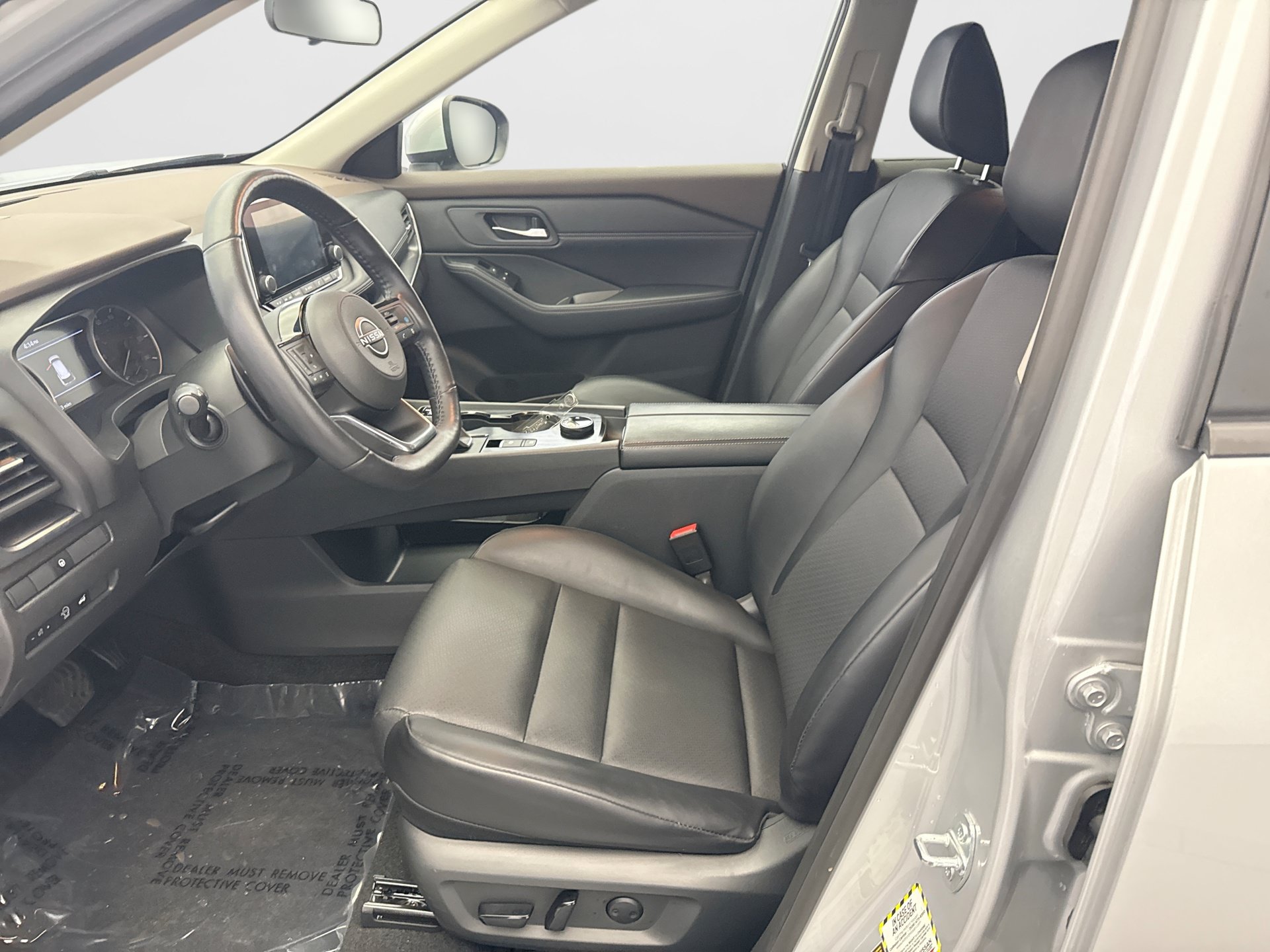 Used 2023 Nissan Rogue SV w/ SV Premium B Package AWD/4WD image 11