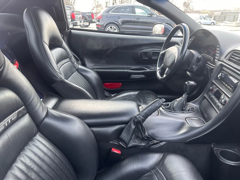 Used 2000 Chevrolet Corvette Convertible w/ Memory Pkg RWD image 8