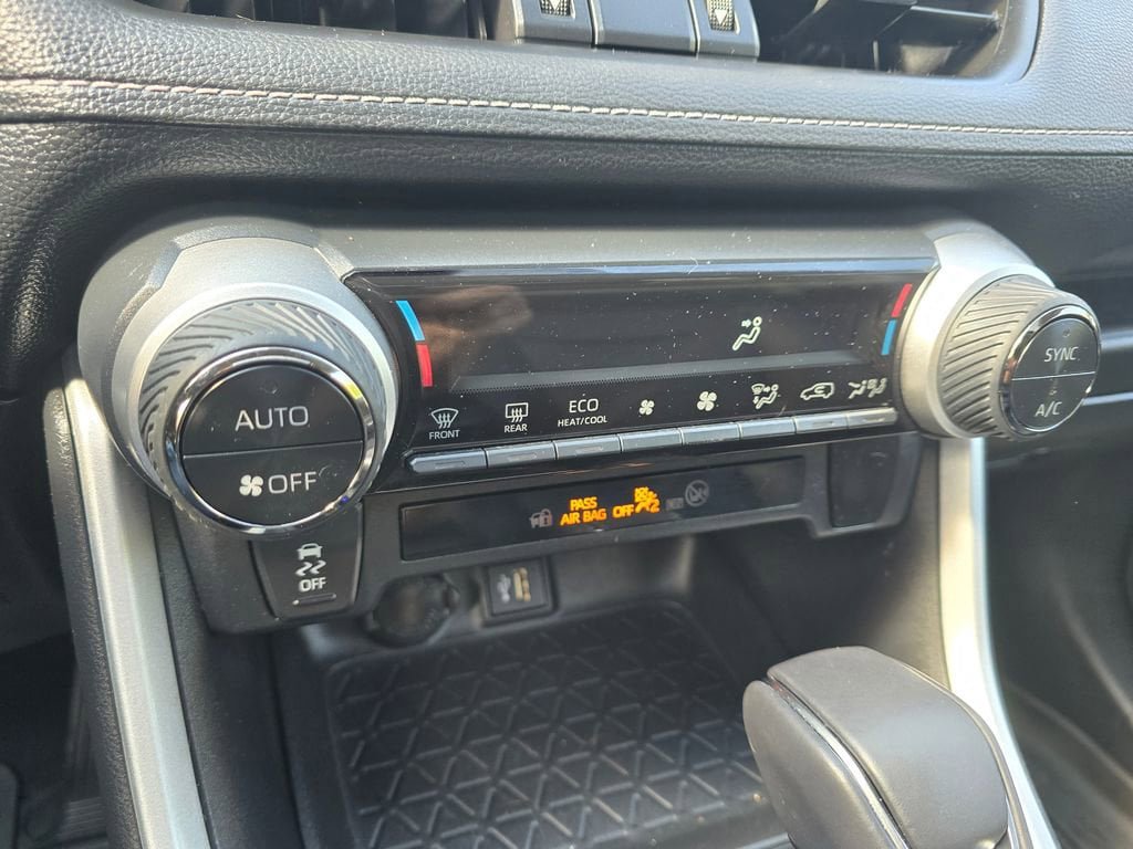 Certified 2023 Toyota RAV4 XLE Premium AWD/4WD image 24