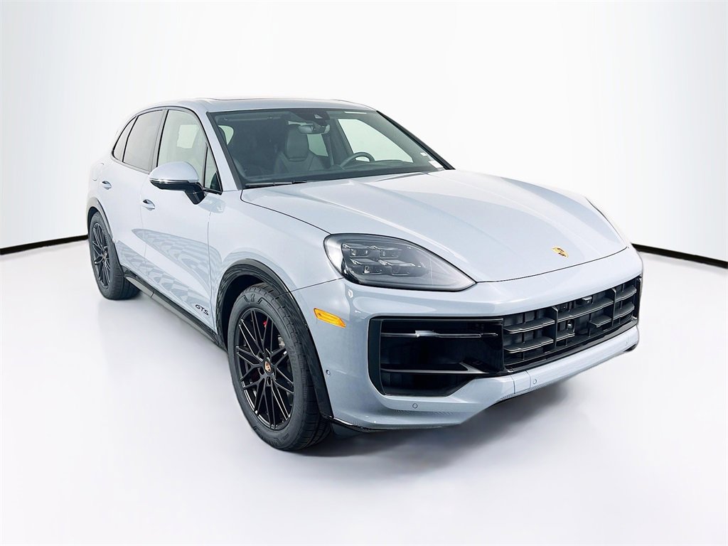 New 2026 Porsche Cayenne GTS image 7