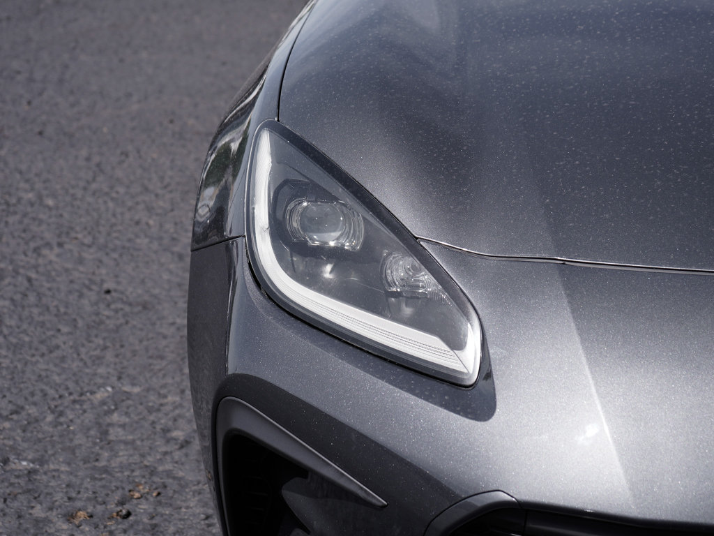 Used 2025 Toyota GR86 Premium RWD image 2