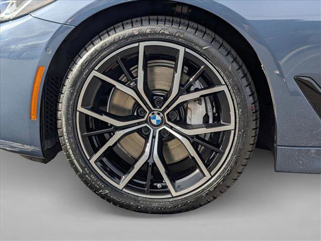 Certified 2023 BMW 540i w/ Executive Package image 25