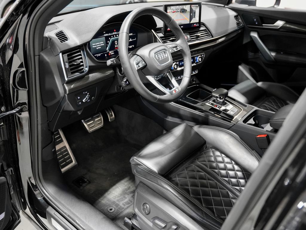 Used 2023 Audi SQ5 Premium Plus w/ Premium Plus Package image 9