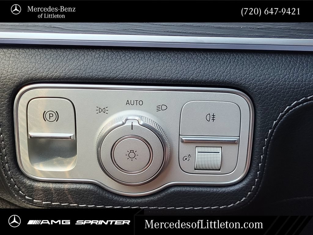 New 2026 Mercedes-Benz GLS 580 4MATIC image 21