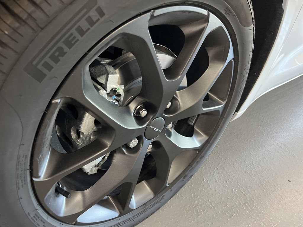 New 2027 Chrysler Pacifica Limited FWD image 11