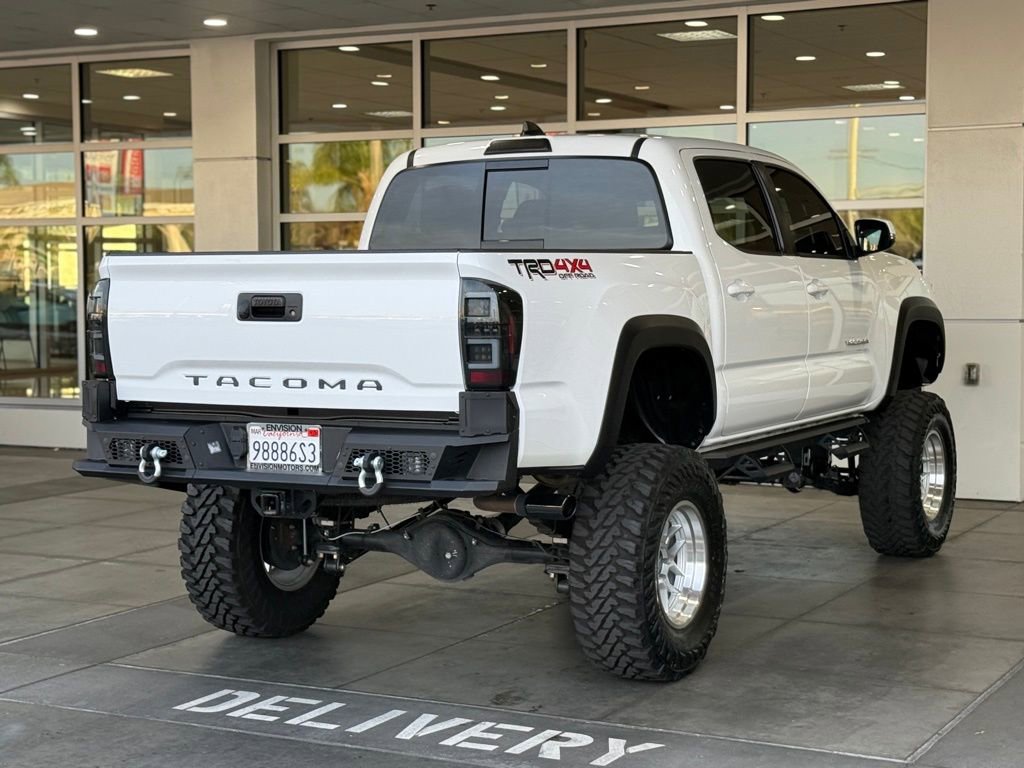 Used 2023 Toyota Tacoma TRD Off-Road AWD/4WD image 12