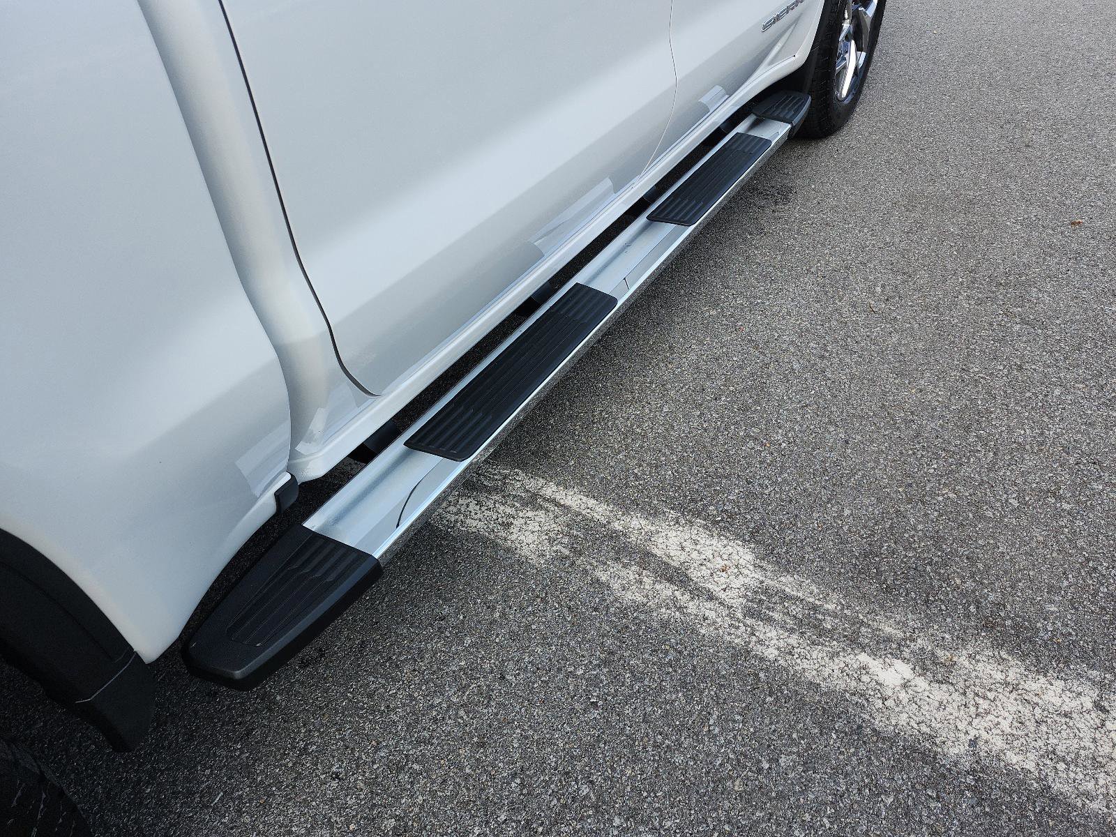 Certified 2025 GMC Sierra 1500 SLT w/ SLT Premium Plus Package image 8