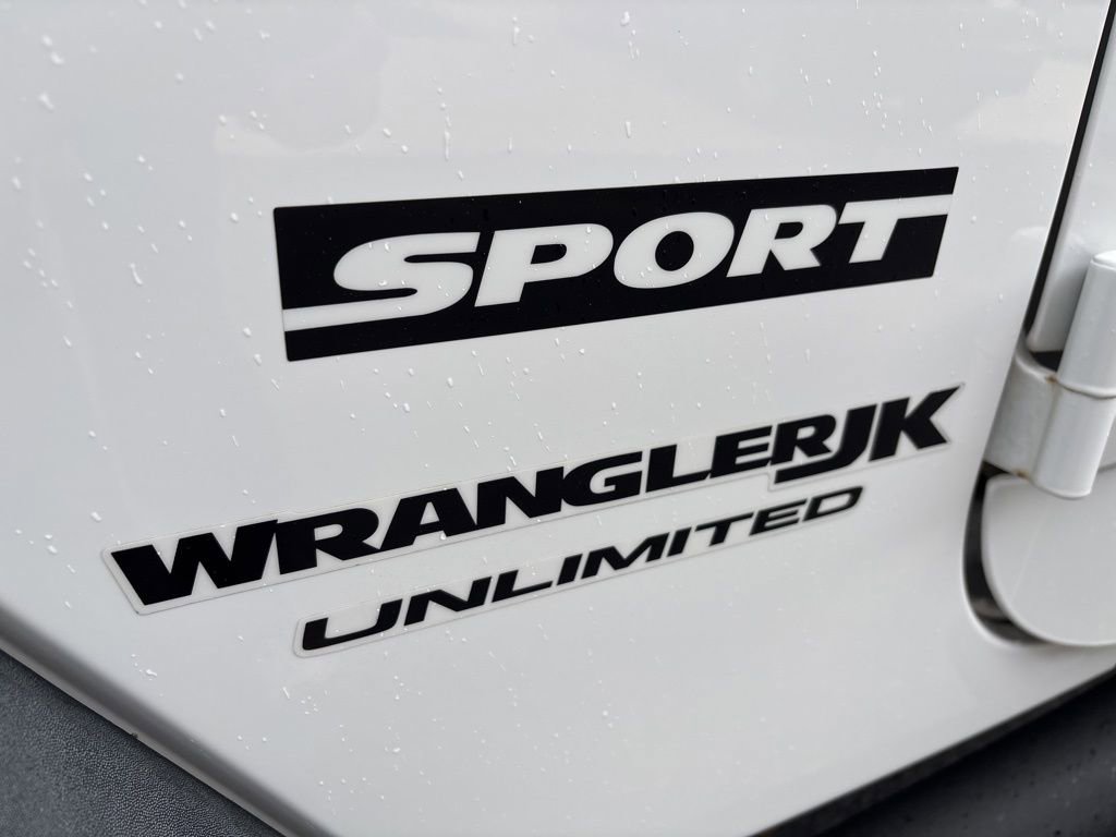 Used 2018 Jeep Wrangler Unlimited Sport S image 23