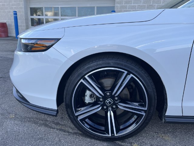 Used 2025 Honda Accord Sport image 22