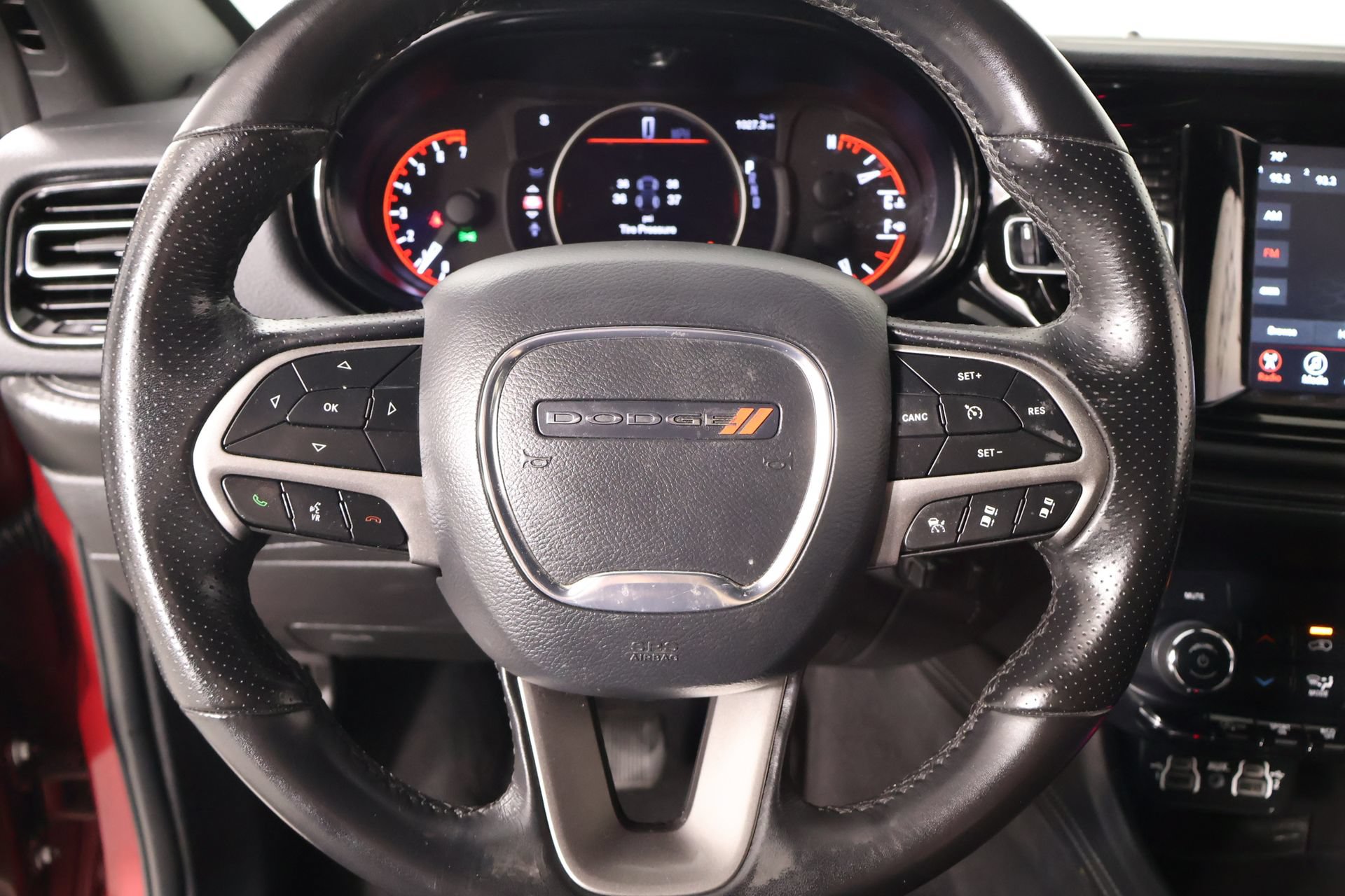 Used 2023 Dodge Durango SXT Launch Edition RWD image 3