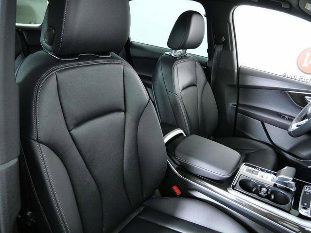 Used 2025 Audi Q7 2.0T Premium w/ Convenience Plus Package image 12