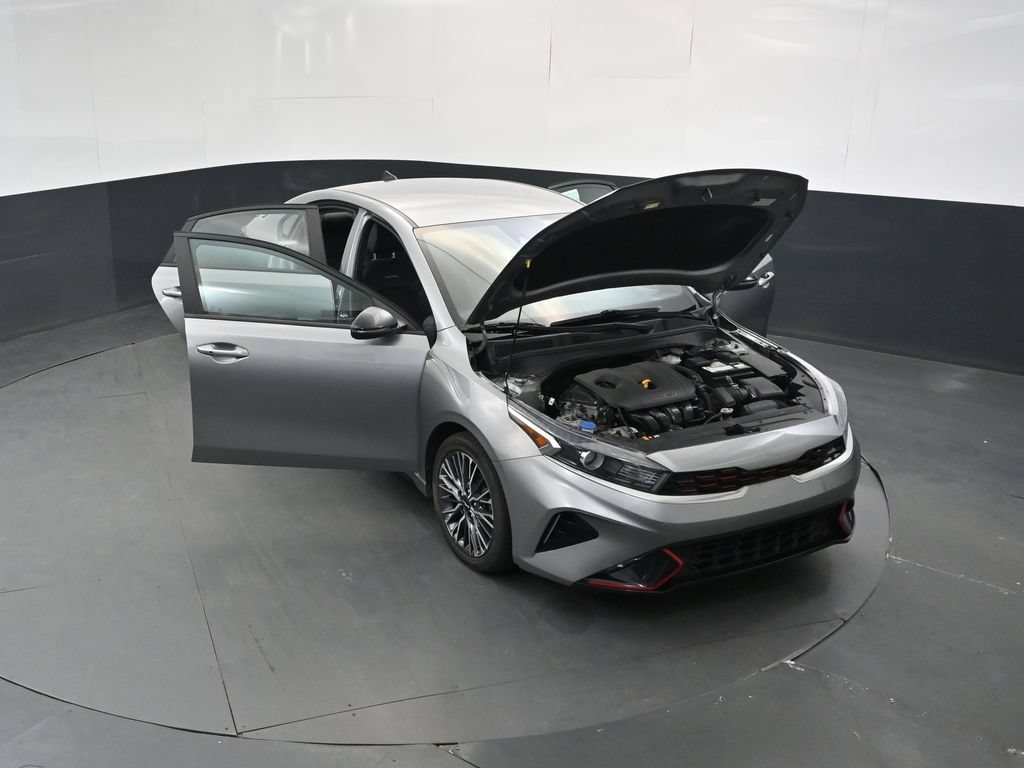 Certified 2022 Kia Forte GT-Line FWD image 17