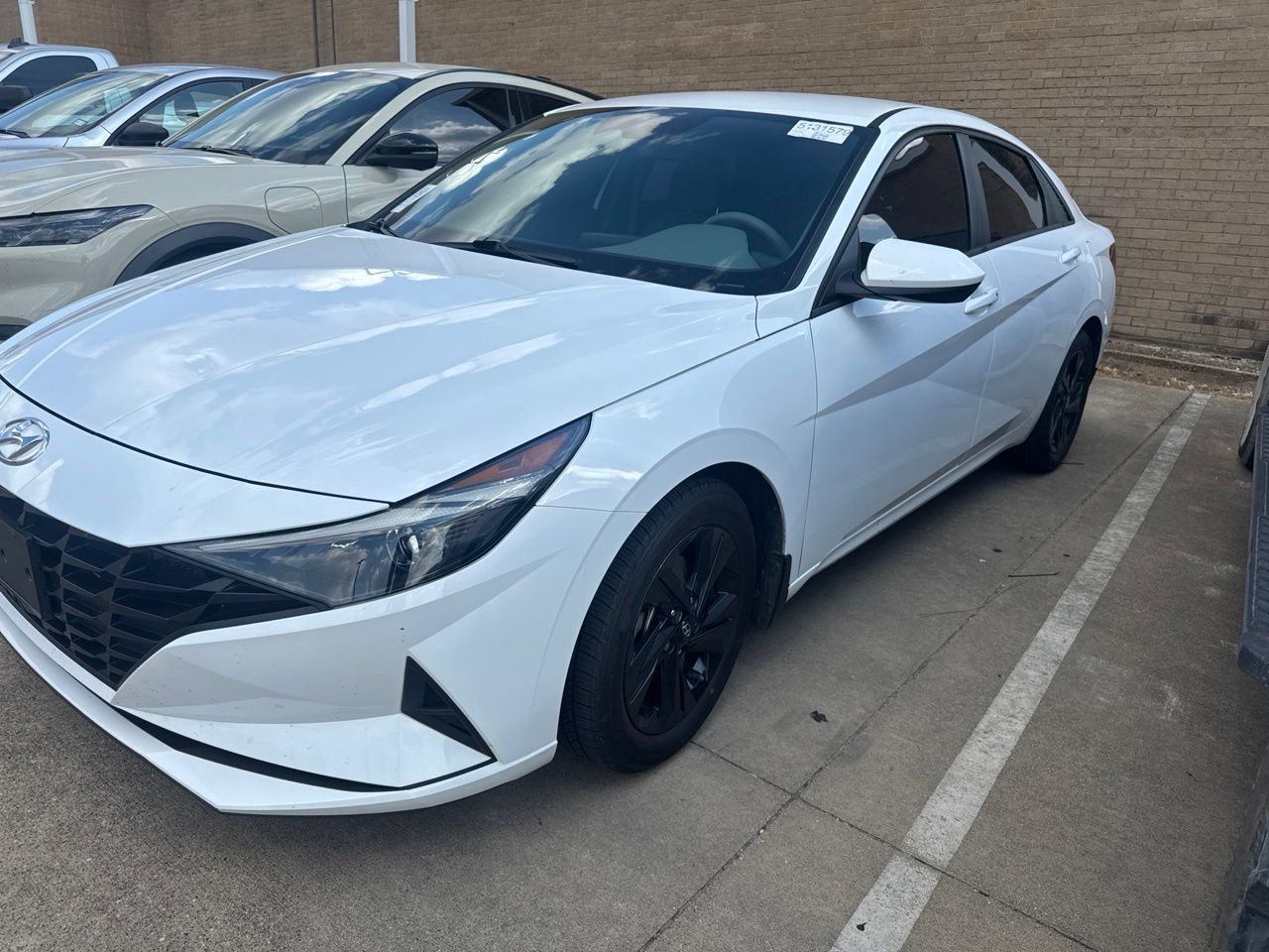 Used 2023 Hyundai Elantra SEL FWD image 1