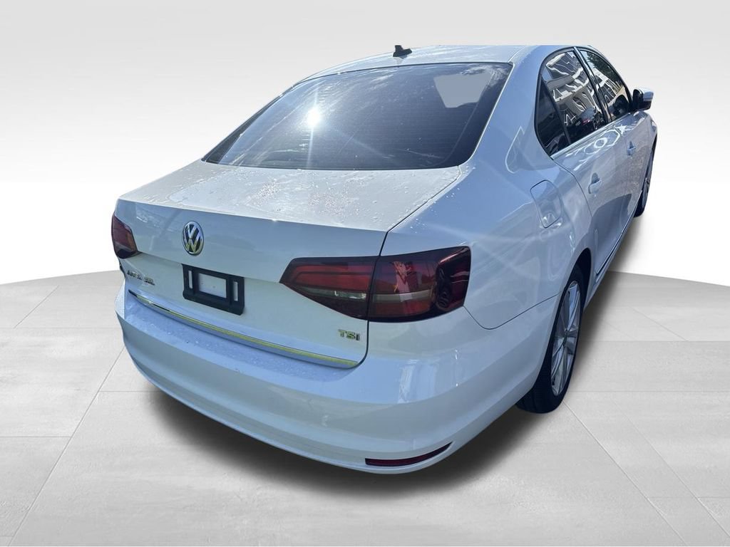 Used 2017 Volkswagen Jetta SEL FWD image 5