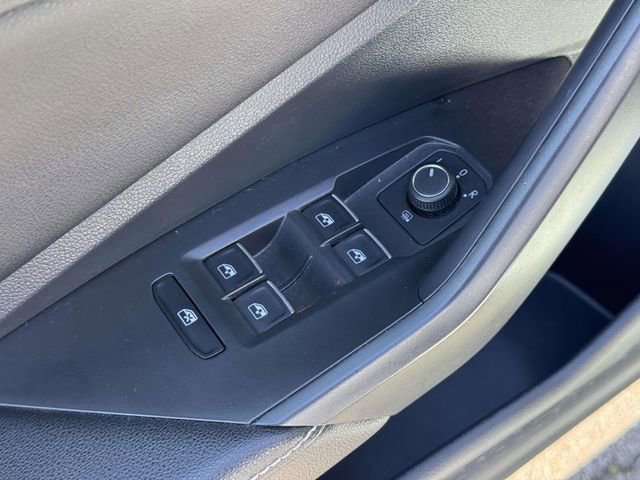 Used 2023 Volkswagen Jetta S image 21