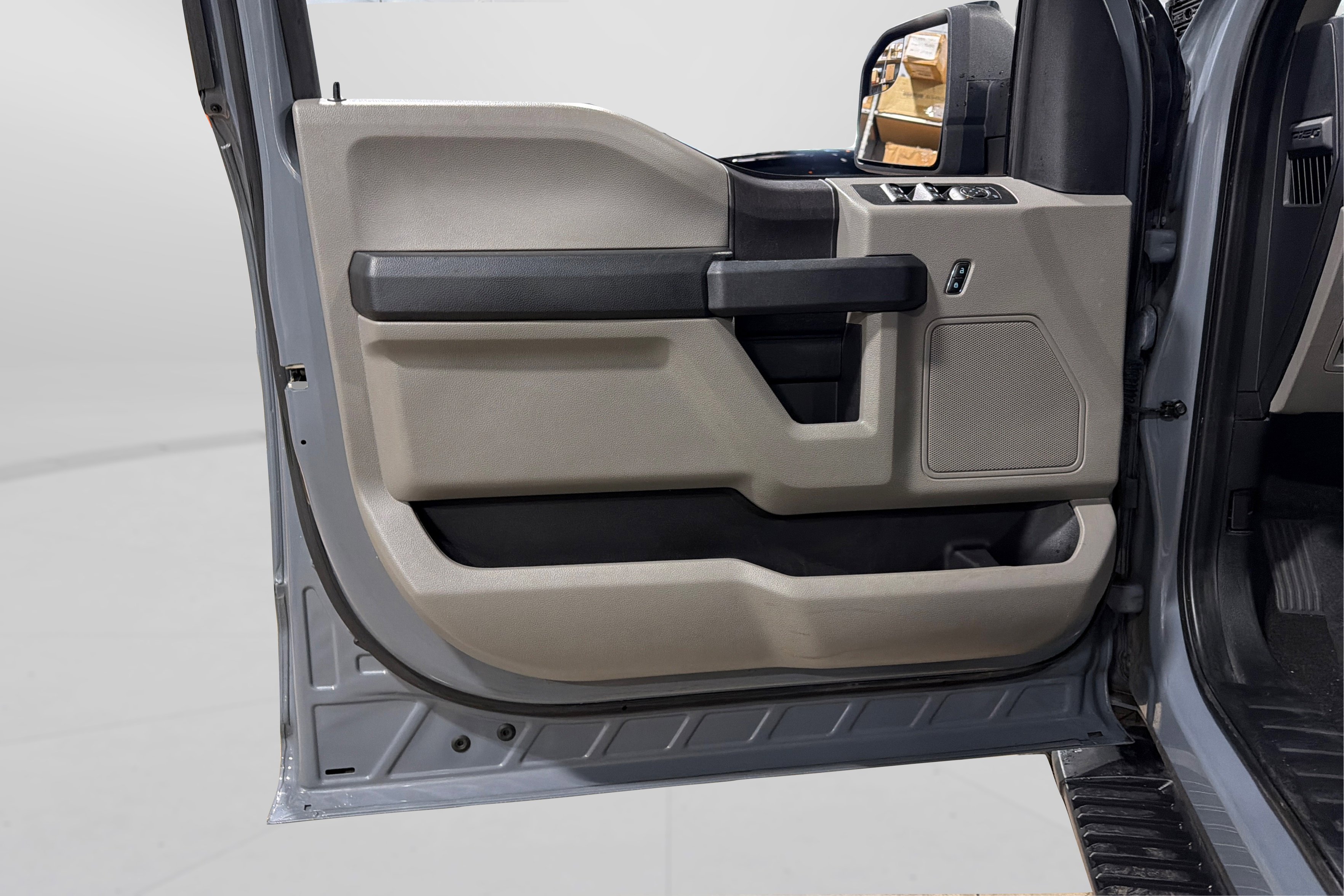 Used 2019 Ford F150 XL w/ Equipment Group 101A Mid AWD/4WD image 16
