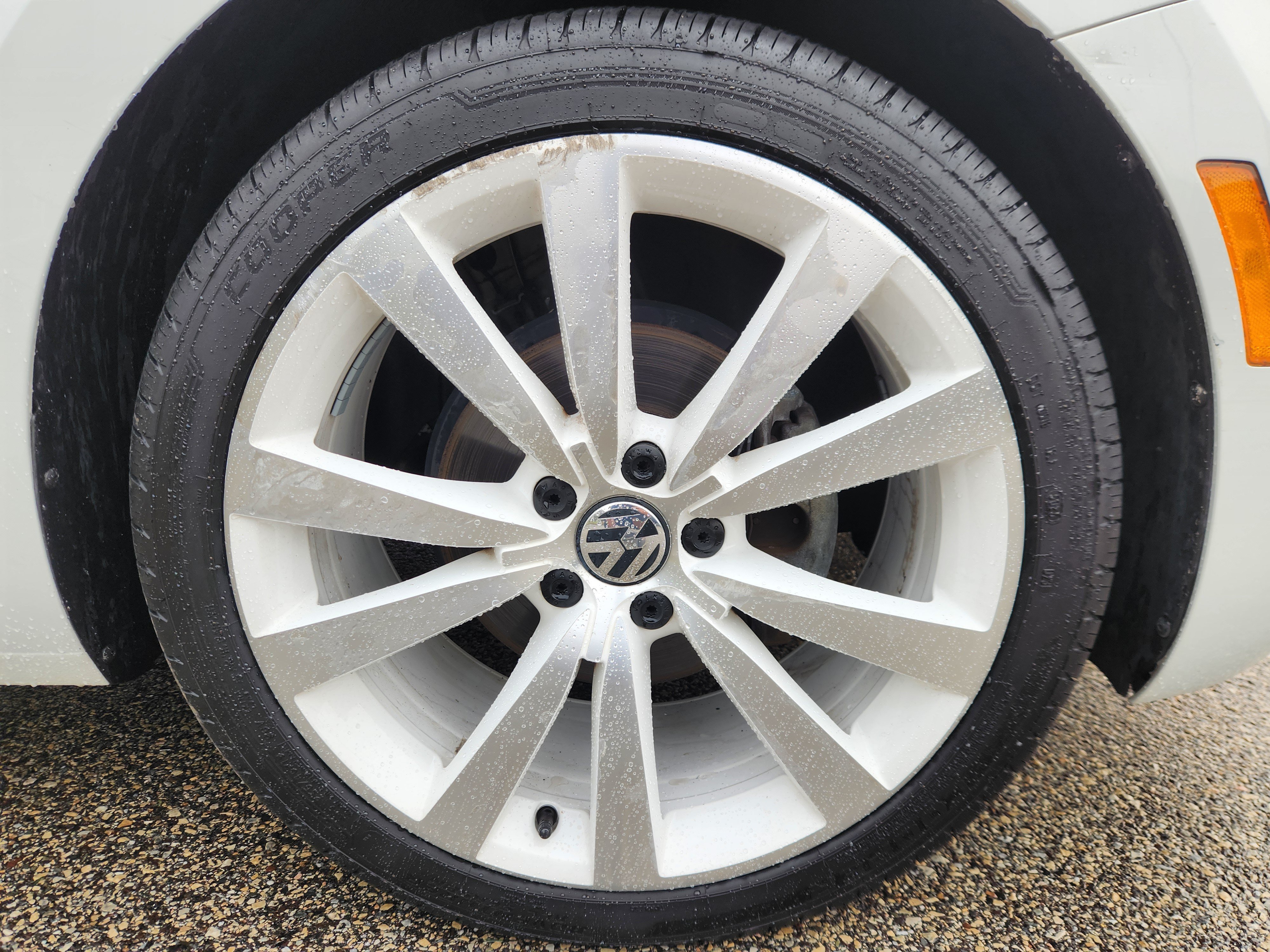 Used 2014 Volkswagen Beetle 1.8T FWD image 18