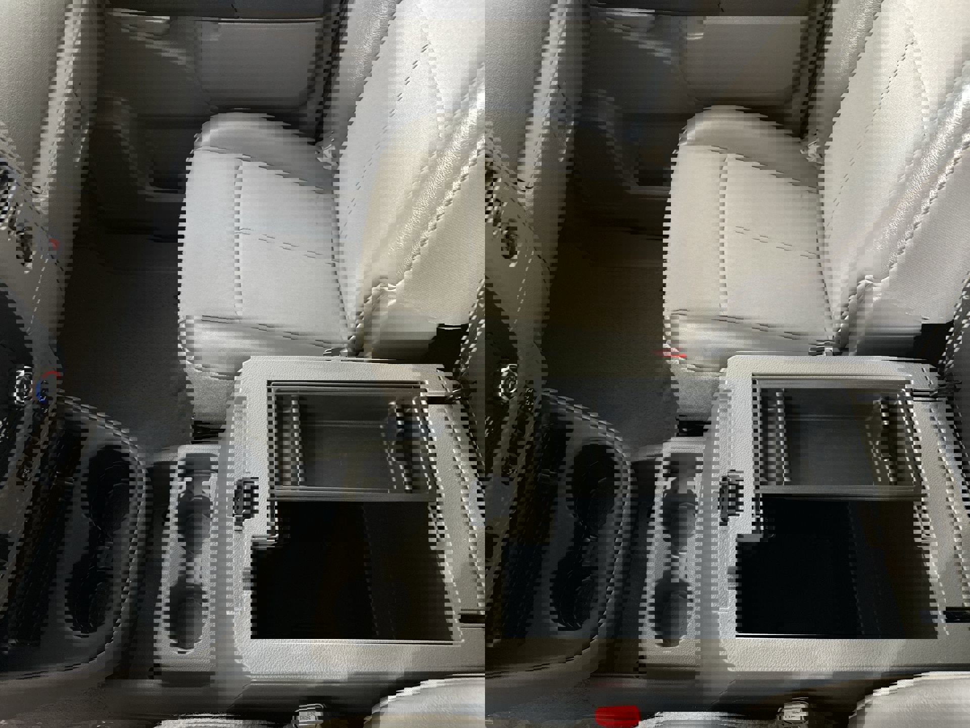 Used 2018 Nissan NV 3500 SV w/ Navigation Package image 25