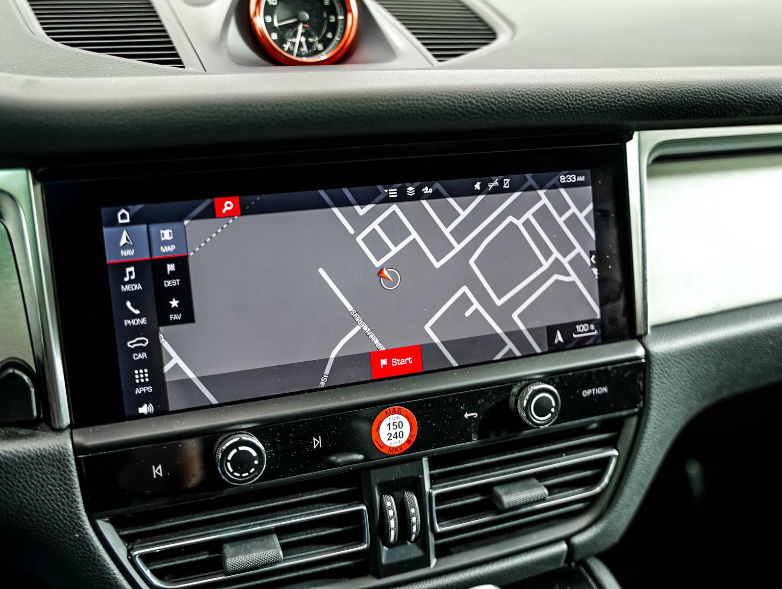 Certified 2023 Porsche Macan S AWD/4WD image 21