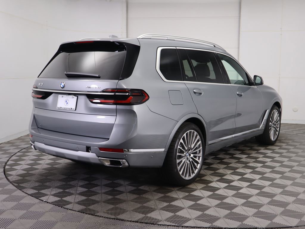 Used 2026 BMW X7 xDrive40i AWD/4WD image 6