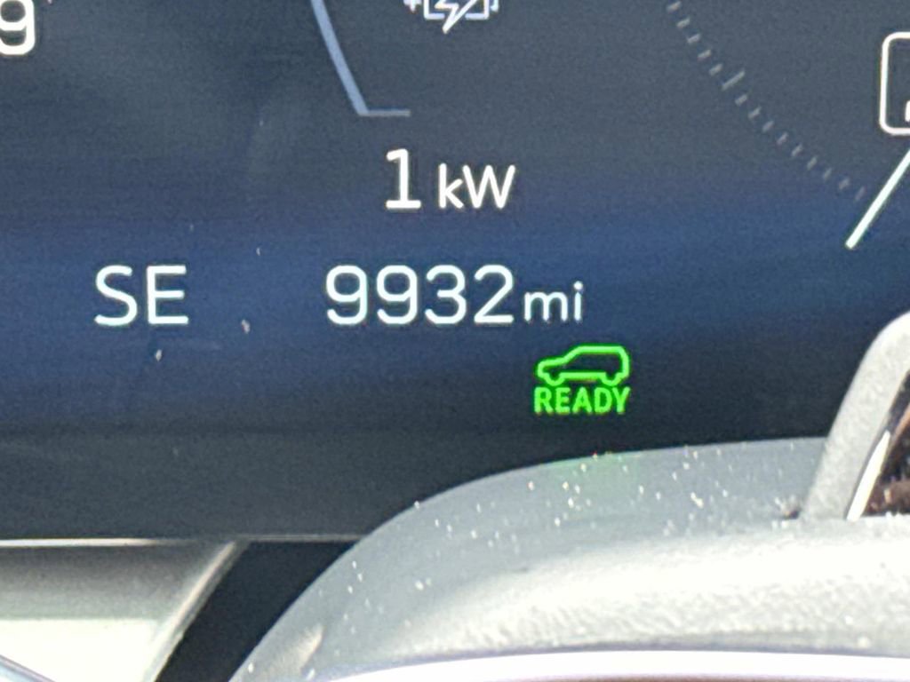 Certified 2024 Cadillac Lyriq Luxury image 30