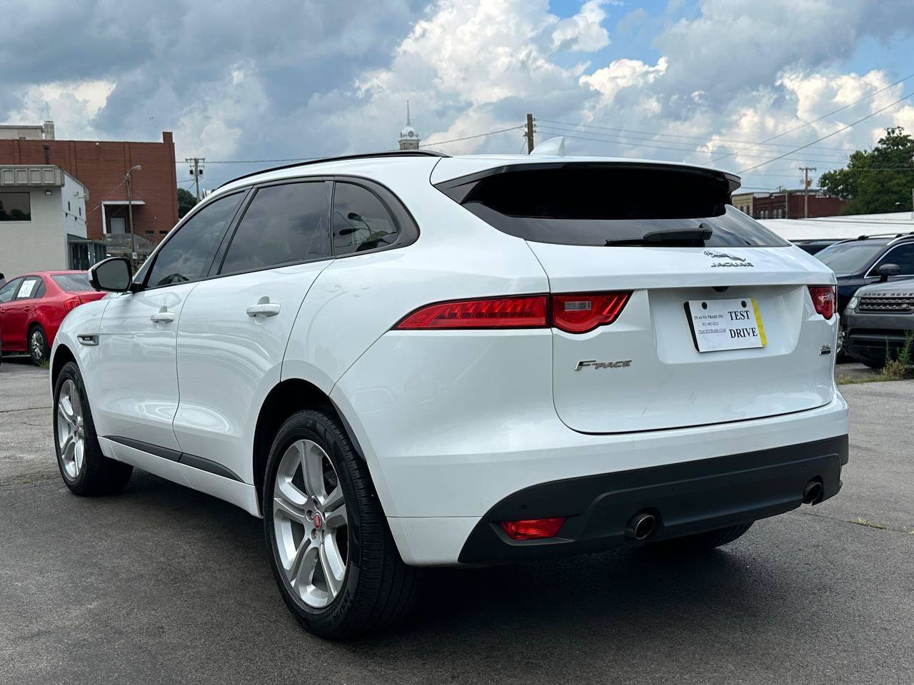 Used 2019 Jaguar F-PACE R-Sport AWD/4WD image 8