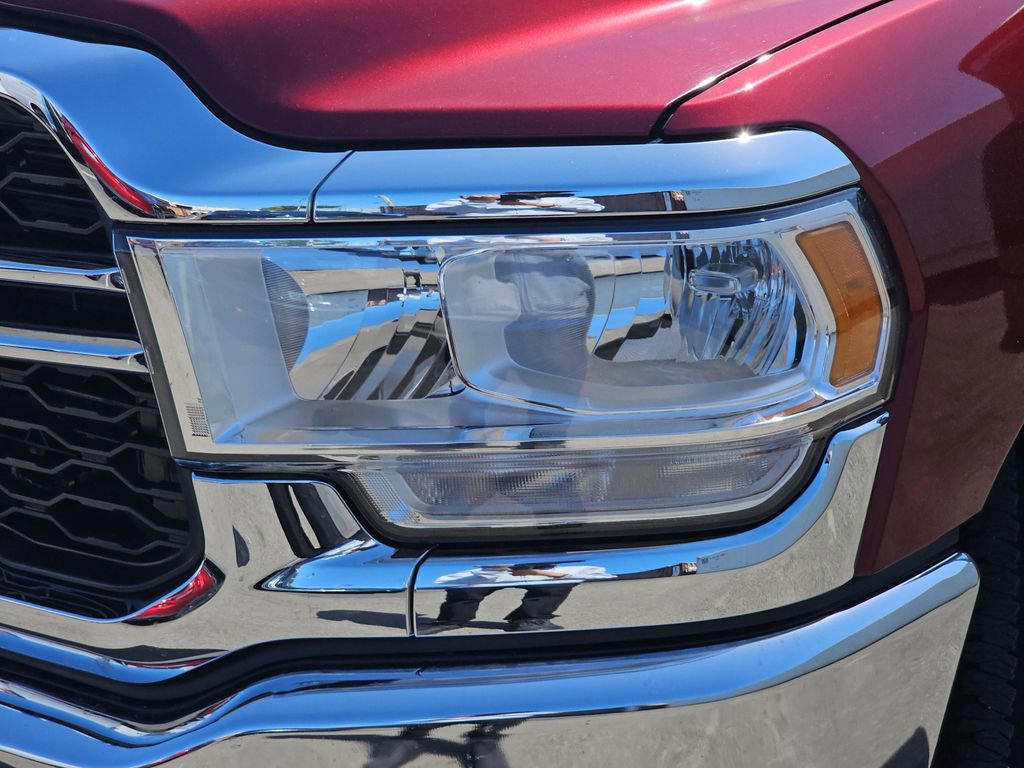 Used 2024 RAM 2500 Tradesman w/ Chrome Appearance Group AWD/4WD image 32