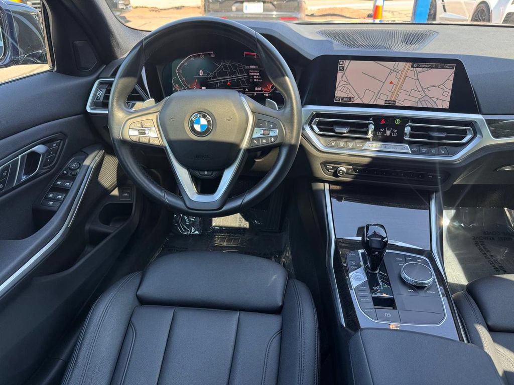 Used 2020 BMW 330i xDrive Sedan w/ Premium Package AWD/4WD image 25