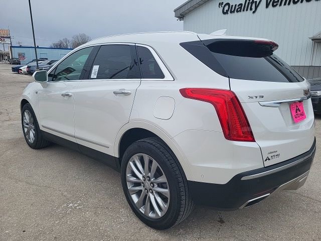 Used 2017 Cadillac XT5 Platinum w/ Driver Assist Package image 7