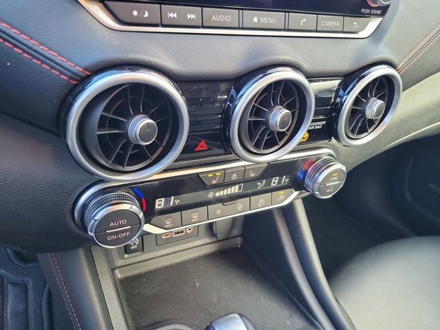 Used 2025 Nissan Sentra SR w/ SR Premium Package image 22