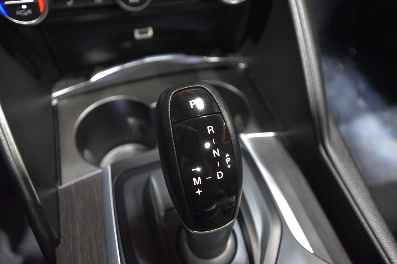 Used 2019 Alfa Romeo Giulia Ti AWD/4WD image 28