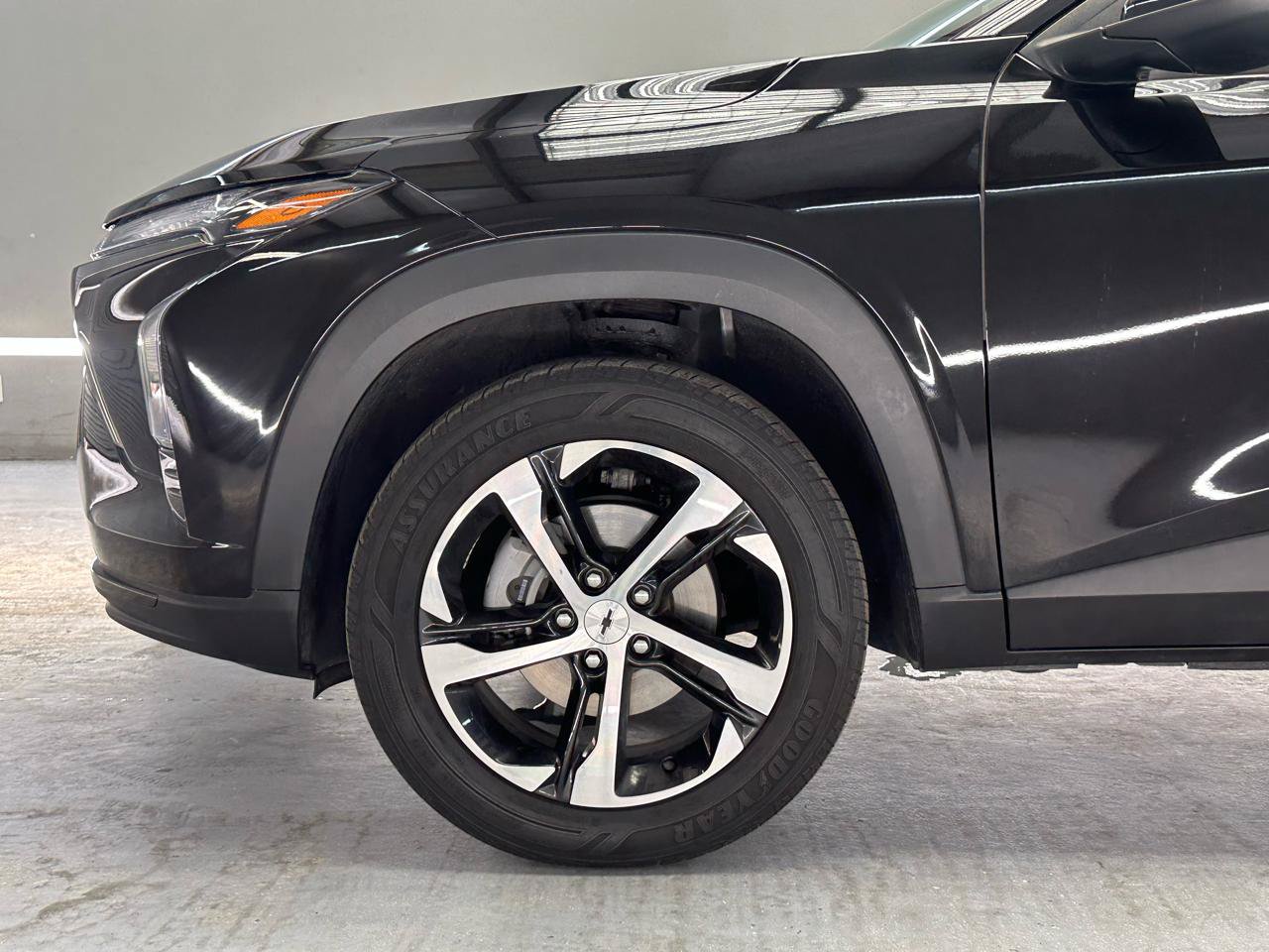 Used 2024 Chevrolet Trax RS FWD image 5
