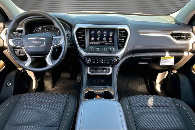Used 2023 GMC Acadia SLE w/ Driver Convenience Package image 7