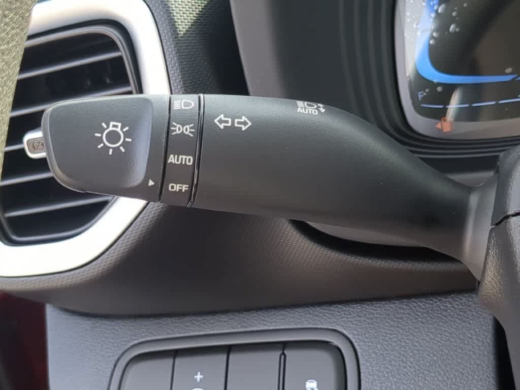 New 2026 Hyundai Venue SE FWD image 29
