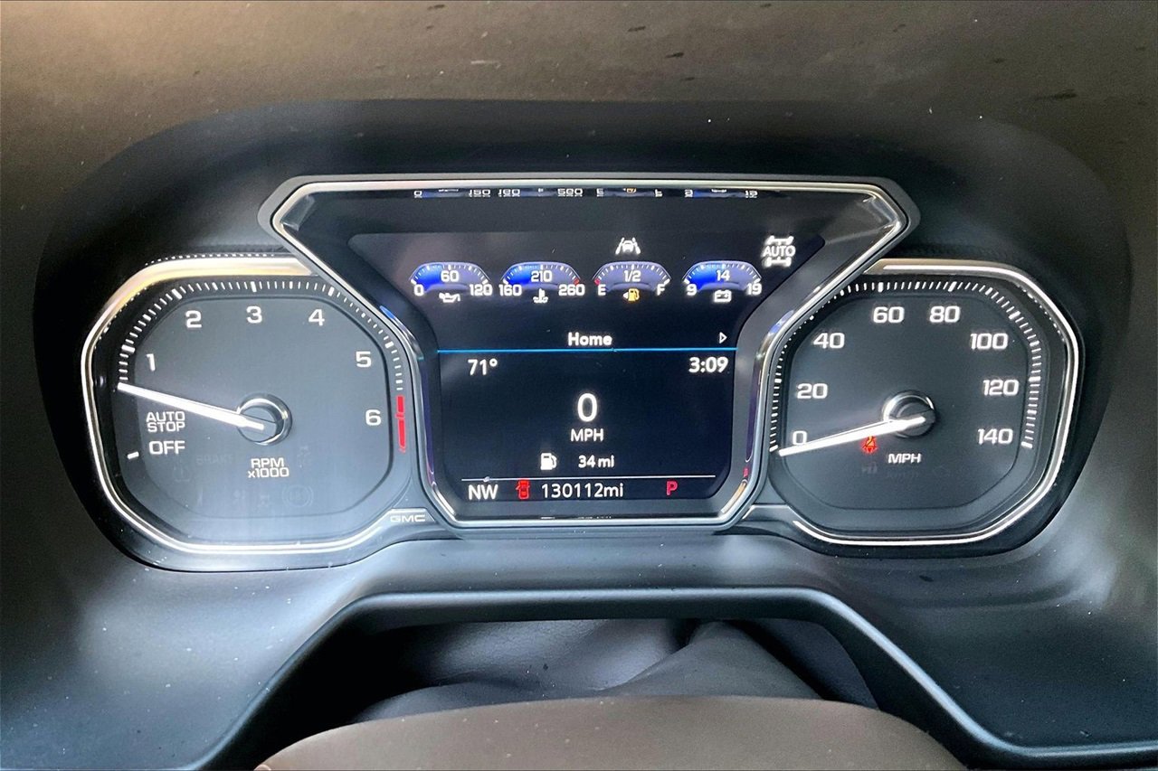 Used 2021 GMC Yukon SLT w/ SLT Luxury Plus Package image 12