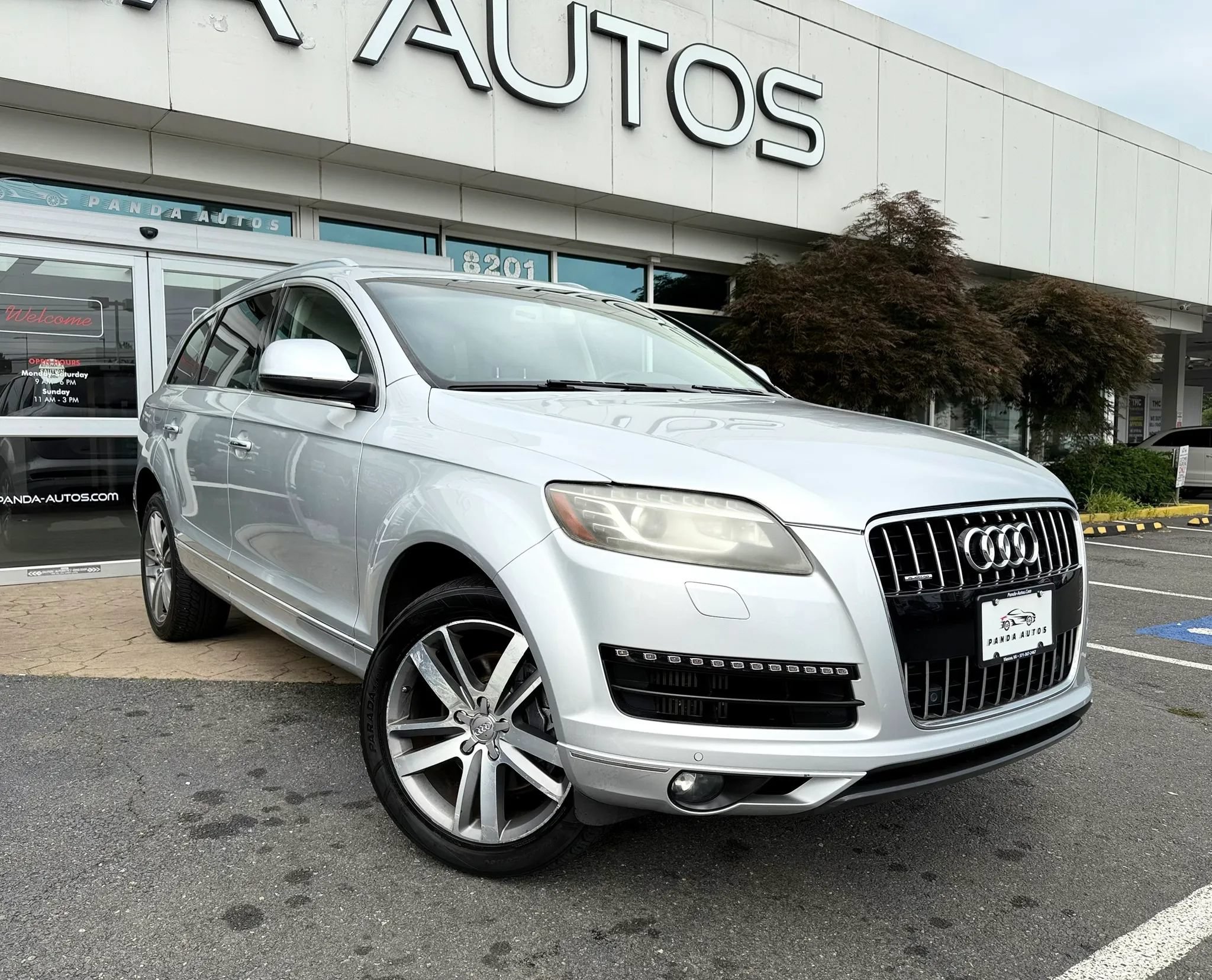 Used 2013 Audi Q7 TDI Premium Plus w/ Premium Plus Pkg AWD/4WD image 1