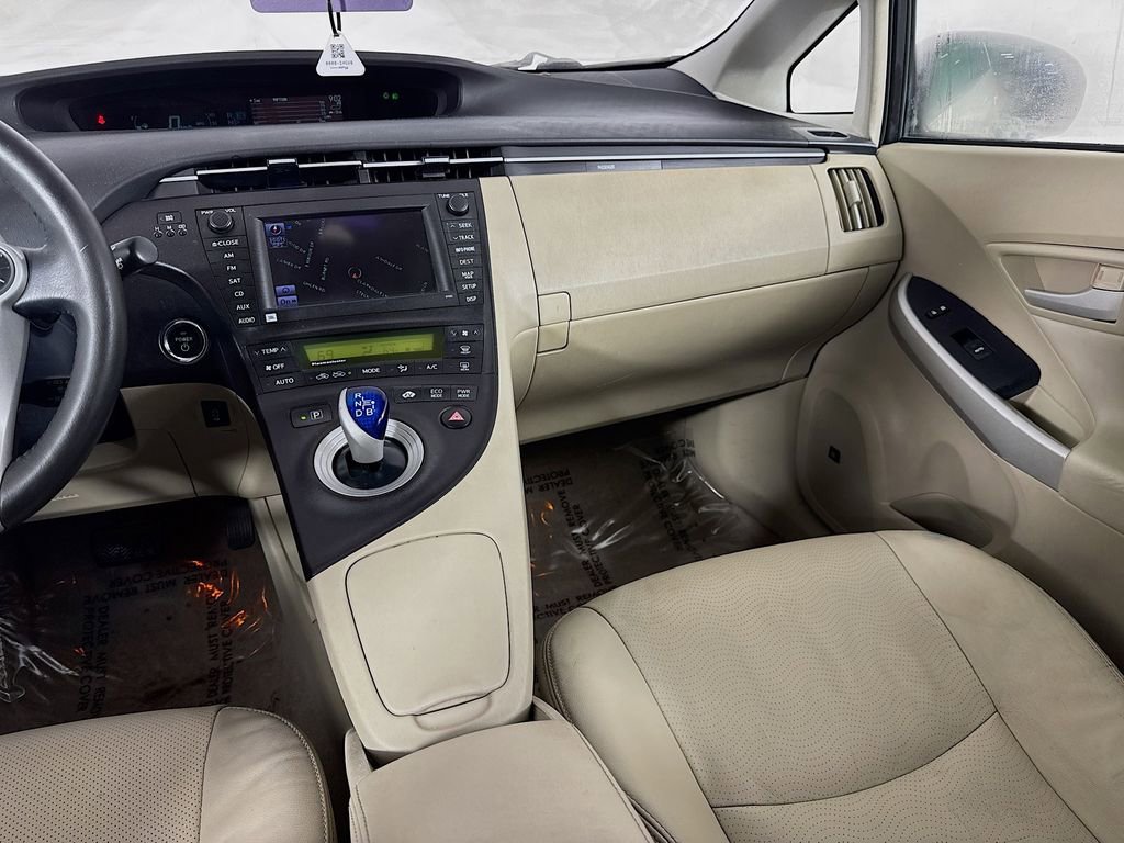 Used 2011 Toyota Prius Five w/ Advanced Technology Pkg image 27